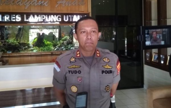 Maklumat Kapolri Cegah Covid-19, Kapolres Lampura Tidak Izinkan Warga Kumpulkan Massa