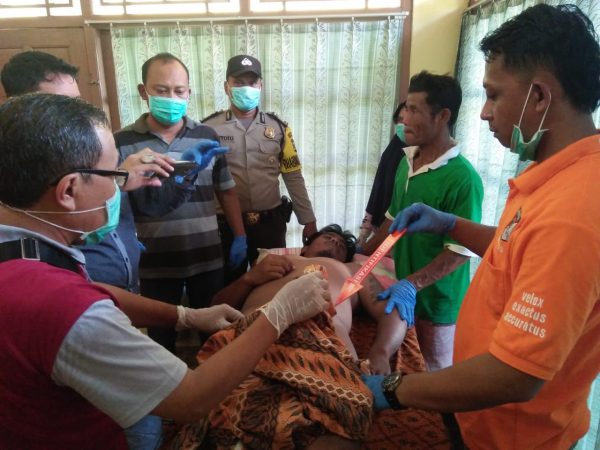 Berat Beban Rumah Tangga Sopir Truk Fuso Gantung Diri