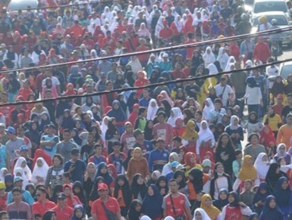 Ribuan Warga Bandar Lampung Ramaikan JJS 20 Tahun Radar Lampung