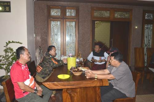 Irjen Pol (Pur) Ike Edwin Kunjungan Ke Rumah Ketua PWI Lampung Supriyadi Alfian