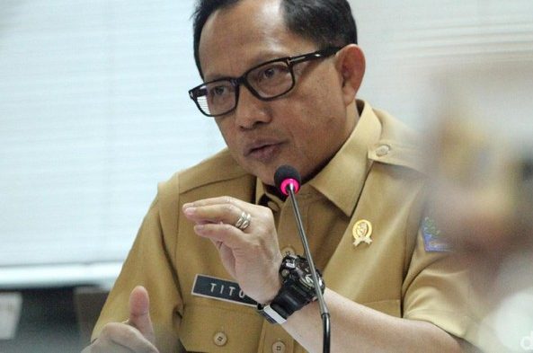 Mendagri Tunda Proses Pilkades Serentak dan PAW Hingga Usai Pilkada