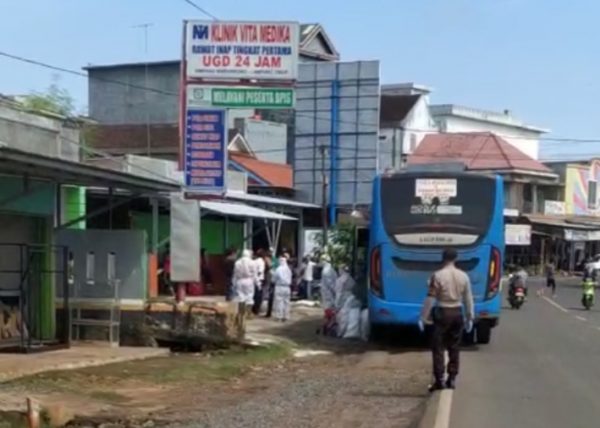 Penumpang Asal Jakarta Tujuan Tulangbawang Meninggal Dalam Bus Damri Rapit tes Negatif Covid-19
