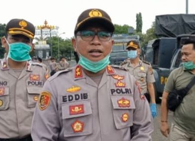 Dua Satpam Pantai Merak Belantung Dibacok Tiga Pengunjung Mabuk, Polres Lamsel Buru Para Pelaku