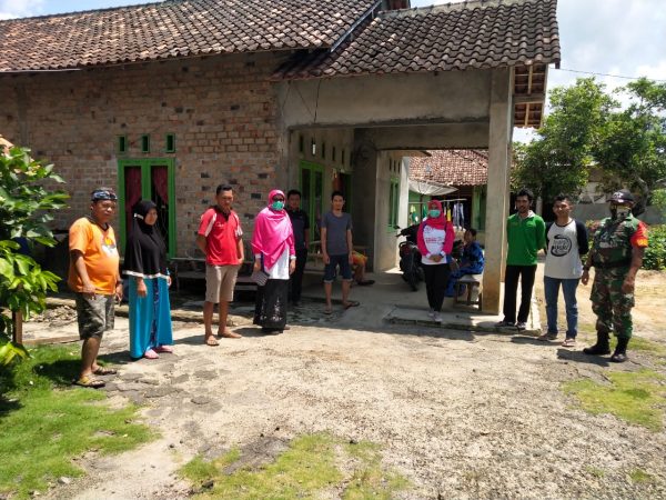 Ketua IBI Way Kanan dan Tim Gugus Covid-19 Kampung Umpu Bhakti Sosialisasi Karantina Mandiri