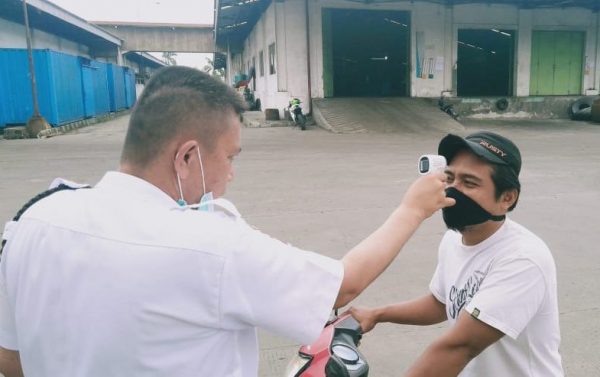 PT Asa Bintang Perketat Operasional Periksa Karyawan Dengan Alat Pelindung Diri