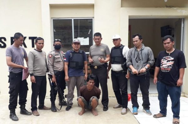 Jelang Subuh Hartansah Aniaya Ayah Kandungnya Yang Lansia Dengan Golok