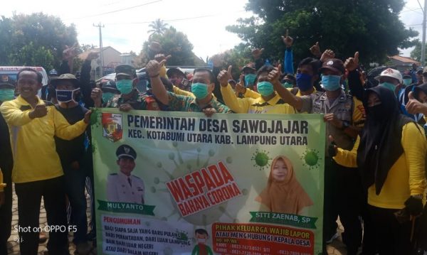 Perangi Covid-19, Desa Sawojajar Semprot Disinfektan Serentak