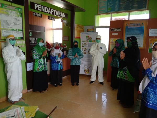 PKK Banyumas Peduli Pencegahan Covid-19 Kirim Bantuan Petugas Puskesmas