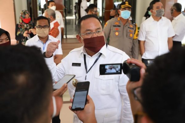 Bupati Dodi Reza Gratiskan Tagihan PDAM dan Listrik MEP Bagi Warga Terdampak Covid-19