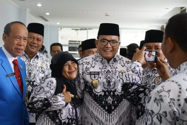 Dodi Reza Cairkan BOSDA 1.907 Guru Honor di Muba Dicairkan Tiga Bulan, Tiap Guru Dapat 3 Juta