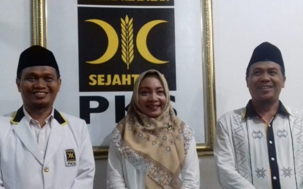 PKS Beri Rekomendasi Kepada Nesy Kalfiah Mustafa Untuk Lampung Tengah