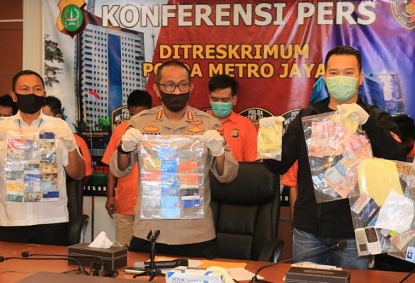 Polda Metro Jaya Gulung Delapan Penjahat Spesialis Ganjal ATM Asal Lampung