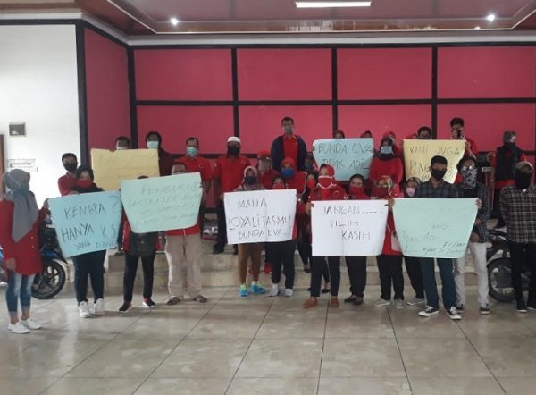 Baru Sekali Bantu, Beras Pembagian Eva Dwiana Tak Merata Pengurus Ranting Protes ke DPC PDIP Bandar Lampung