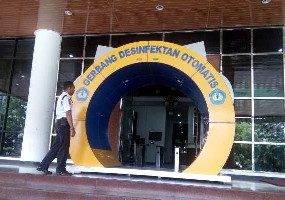 Unila Liburkan Kegiatan Fakultas Teknik Dan Kirim Bantuan Untuk Mahasiswa Covid-19
