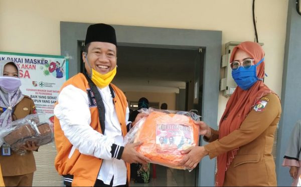 Tiga Puskesmas Rawat Inap di Lampura Terima Bantuan APD DPP Partai Hanura