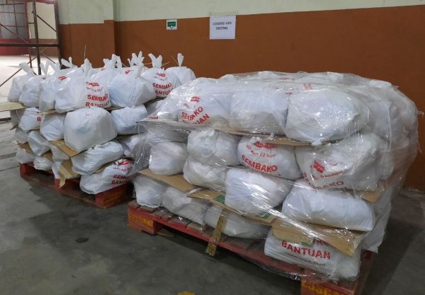 EMTEK Peduli Corona kembali Salurkan 10 Ribu Paket Sembako Melalui MitraBuka Lapak