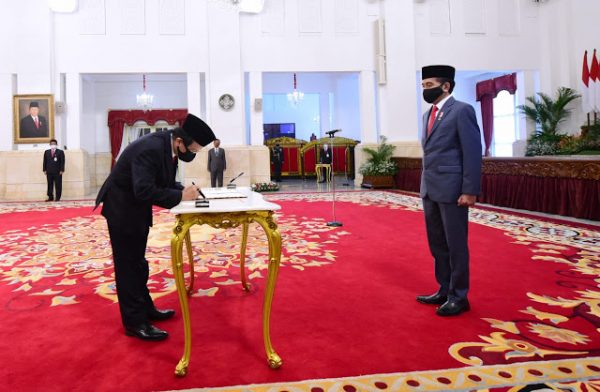 Presiden Lantik Kepala BNPT dan Kepala PPATK