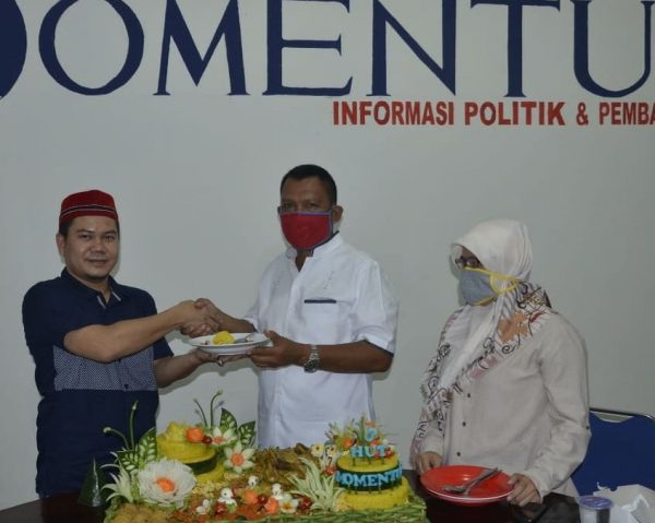 Milad Tiga Tahun Surat Kabar Harian Momentum Ingin Terpercaya di Lampung
