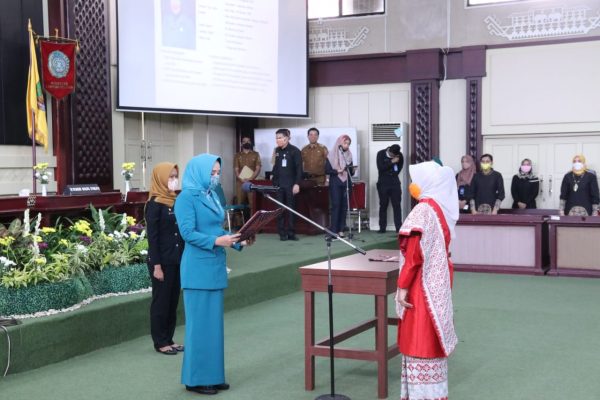 Riana Sari Arinal Lantik Ketua TP PKK dan Dekranasda Lampung Selatan