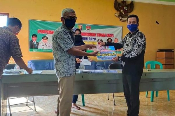 Desa Sidang Kurnia Agung Salurkan BNT Rp600 per KK