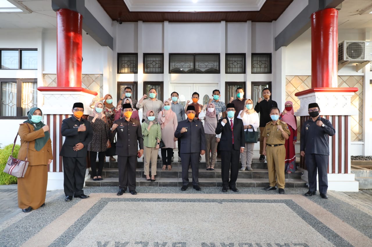 Bupati Lampung Selatan Terima 13 Dokter Internship