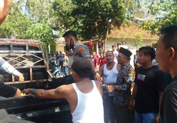 H+2 Lebaran Pria Ganguan Jiwa Sembelih Ibu Kandungnya Saat Sedang Nonton TV