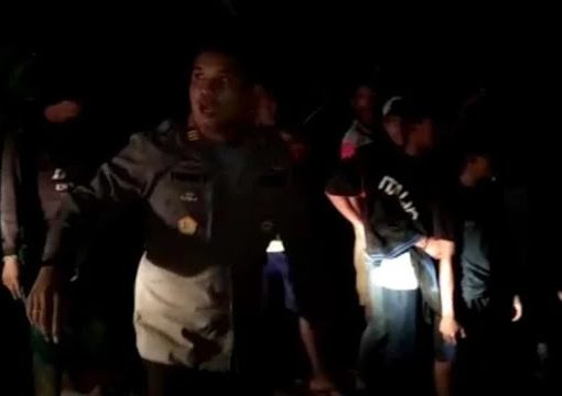 Tusuk Bokong Kapolsek dan Sandra Polisi Usai Razia Tambang Emas 15 Warga Ditangkap