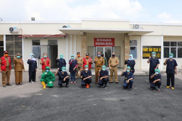 Kunjungi Lamsel, Ketua Posko Penanganan dan Pencegahan Covid-19 Provinsi Lampung Apresiasi RSUD Bob Bazar