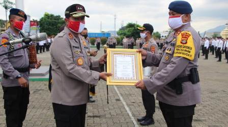 Kapolda Lampung Beri Penghargaan 173 Polisi, Ada AKP Anis Hingga AKBP Budi man Sulaksono
