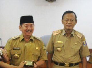 Herman HN “Mangkir” Rapat Tim Gugus Tugas dan Forkopimda Provinsi Lampung Walikota Metro “Ngilang”