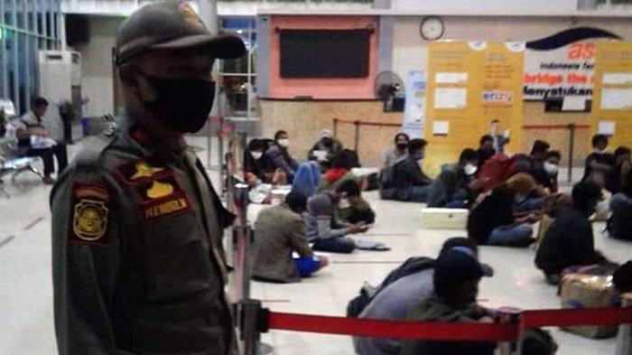 Ratusan Orang Menumpuk di Pelabuhan Bakauheni Bisa Nyebrang Harus Rapid Test Bayar Rp250 Ribu Perorang