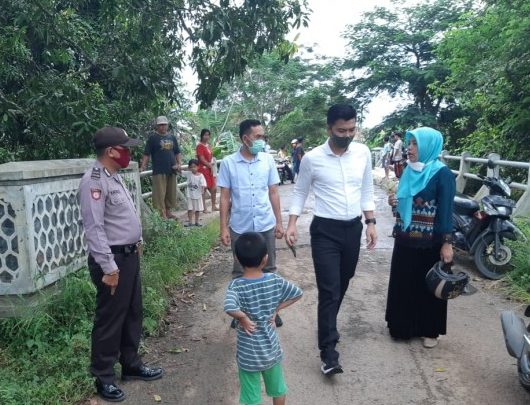 Pria Bermasker Begal PNS di Jembatan Perum Kota Alam Kotabumi