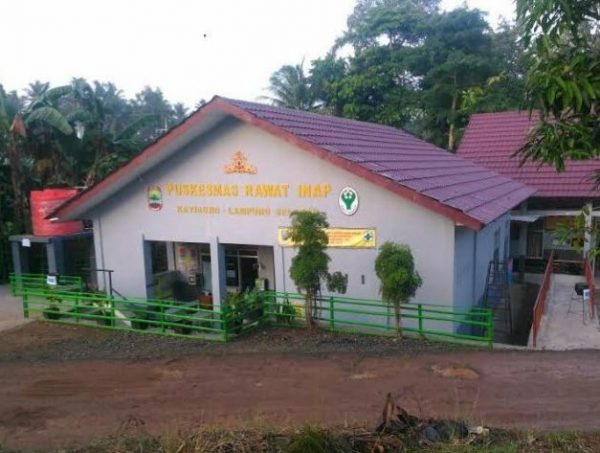 Lapor Pak Nanang Puskesmas Rawat Inap Kecamatan Katibung Tidak Ada Petugas, Warga Sukajaya Melahirkan di “Jalan”