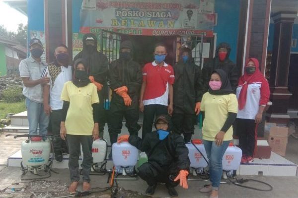 Gugus Tugas Pencehagan Covid 19 Pekon Sridadi, Rutin Lakukan Penyemprotan Disinfektan
