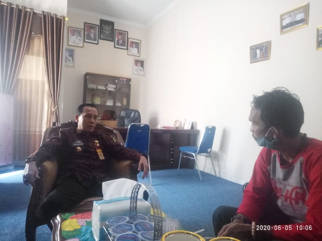 Angkat Anak Kandung Jadi Perangkat Desa, Mankodri : Itu Melanggar Peraturan !