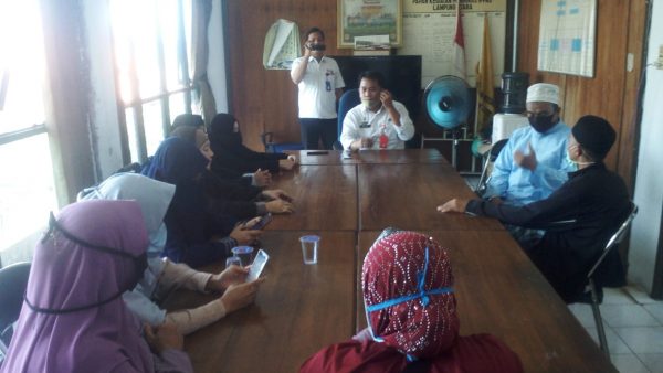 Hasil Test SWAB Diragukan, Sejumlah Warga ‘Gruduk’ Posko Penanganan Covid-19 Lampura