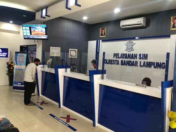 Sat Lantas Polresta Bandar Lampung Layani Pengurusan SIM Dengan Protokol Kesehatan