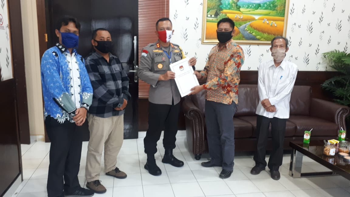 Koordinasi PDPB, Komisioner KPU Kunjungi Polres Lampura