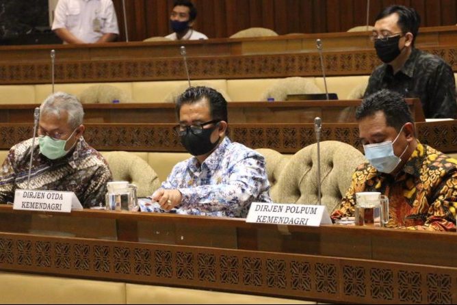 Mendagri dan Komisi II Setujui Usulan PKPU Pilkada Serentak 2020