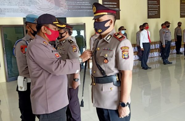 AKBP Alim Pimpin Sertijab Kapolsek Simpang Pematang