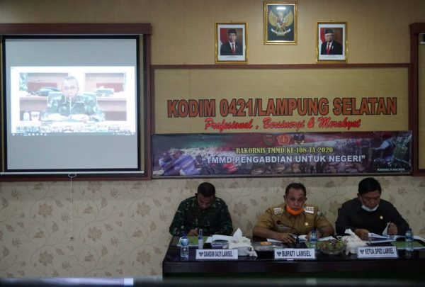Nanang Ermanto Dan Forkopimda Lamsel Ikuti Rakornis TMMD Ke-108