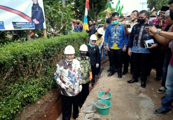 Program Aspirasi Kotaku 2020 Tanjungseneng, Tamanuri-Mardiana Tandai dengan Kick Off