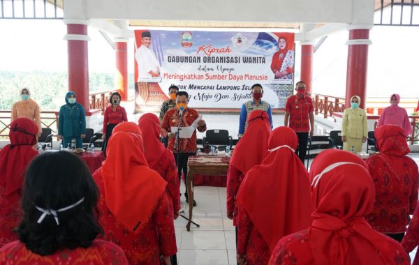 Sempat Vakum 1 Tahun, Pengurus GOW Kabupaten Lamsel Kembali Dilantik Bupati