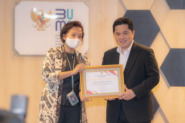 PLN Salurkan Bantuan Senilai Rp 42,9 Miliar Dukung Pencegahan Covid-19 Melalui Kementerian BUMN