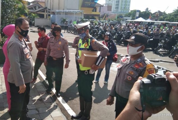 Bakti Sosial THCL Ucapkan Terimakasih Atas Kerja Polri Atasi Covid-19