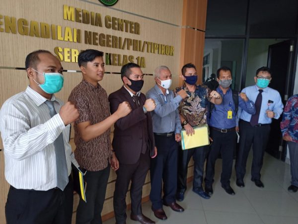 Penggugat Kasus Rekening Bank Banten Minta Gubernur Wahidin Halim Dihadirkan Dalam Sidang