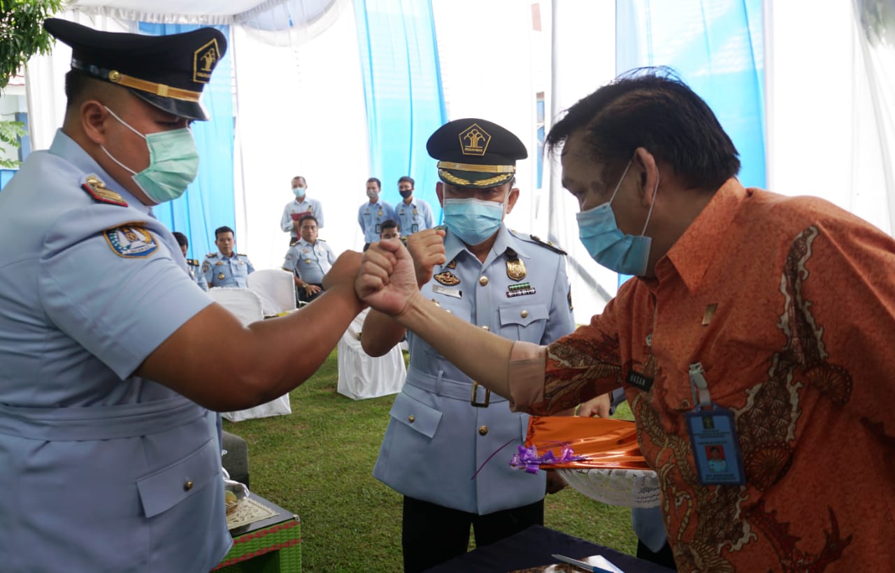 Thamrin Hadiri Sertijab Kepala Kantor Imigari Kelas III Non TPI Kalianda