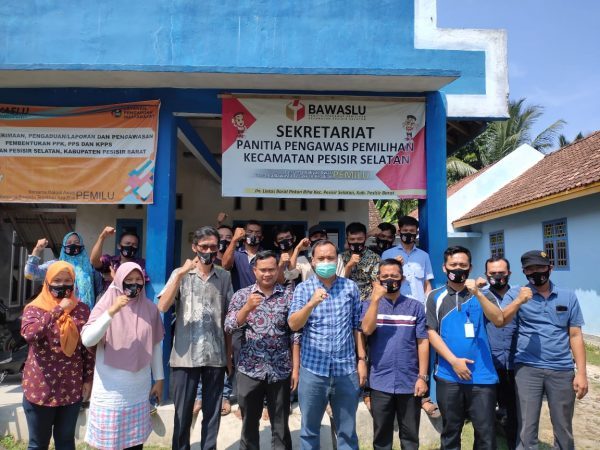 Penguatan Lembaga Bawaslu Pesisir Barat Supervisi Kecamatan