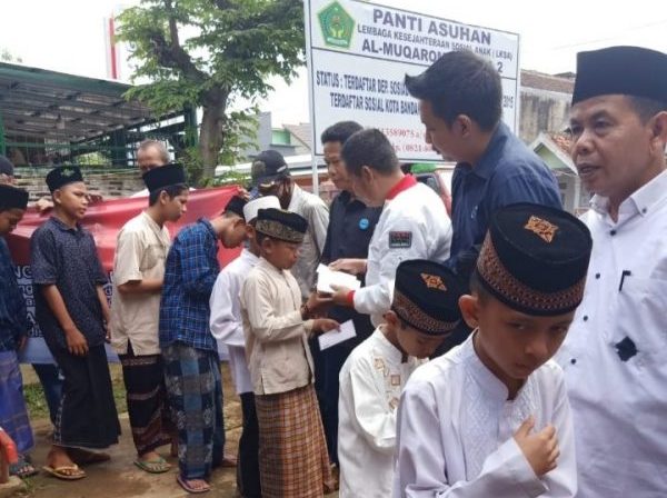 Ketua BNM RI Kunjungi Bakti Sosial BNM Tanjung Seneng di Panti Asuhan Al Muqaromah Assa2