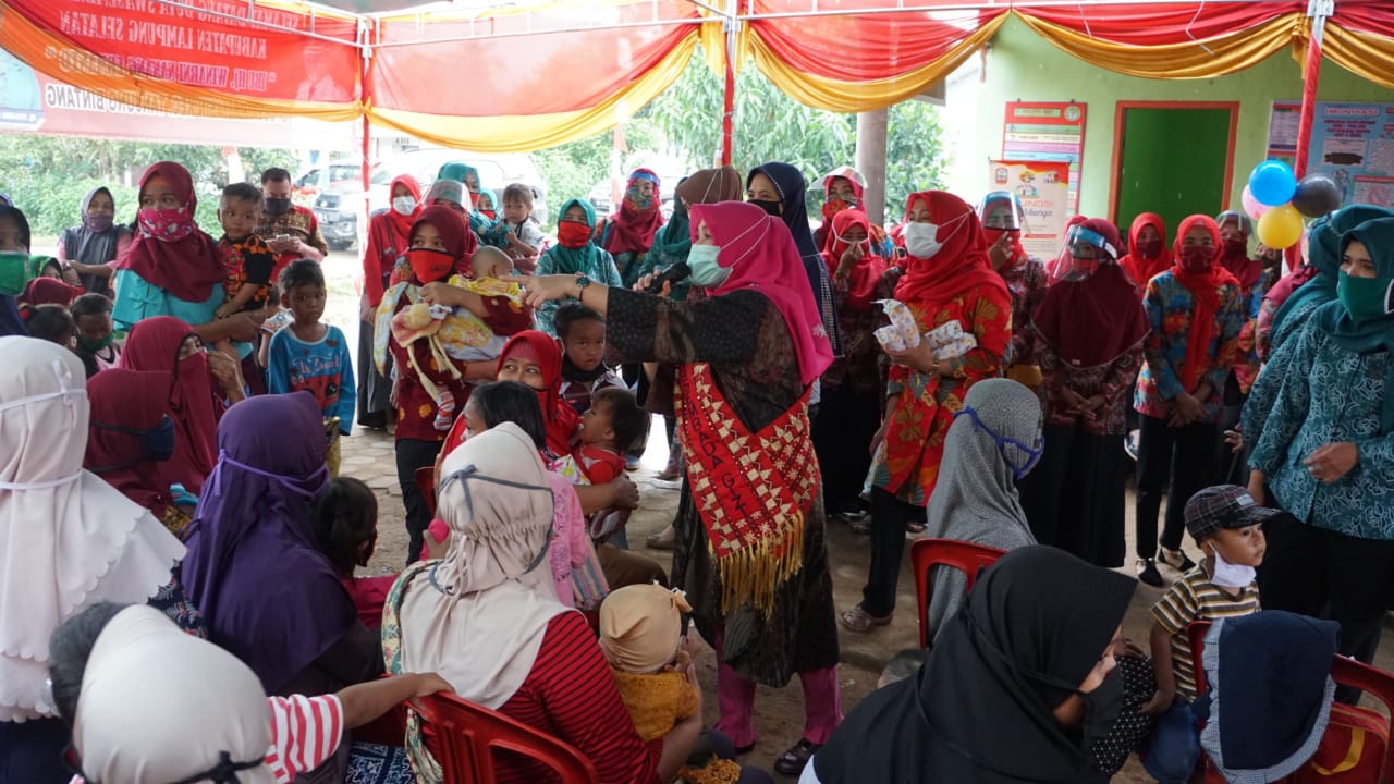 Roadshow di Tanjung Bintang, Winarni Ajak Masyarakat Wujudkan Lamsel Bebas Stunting